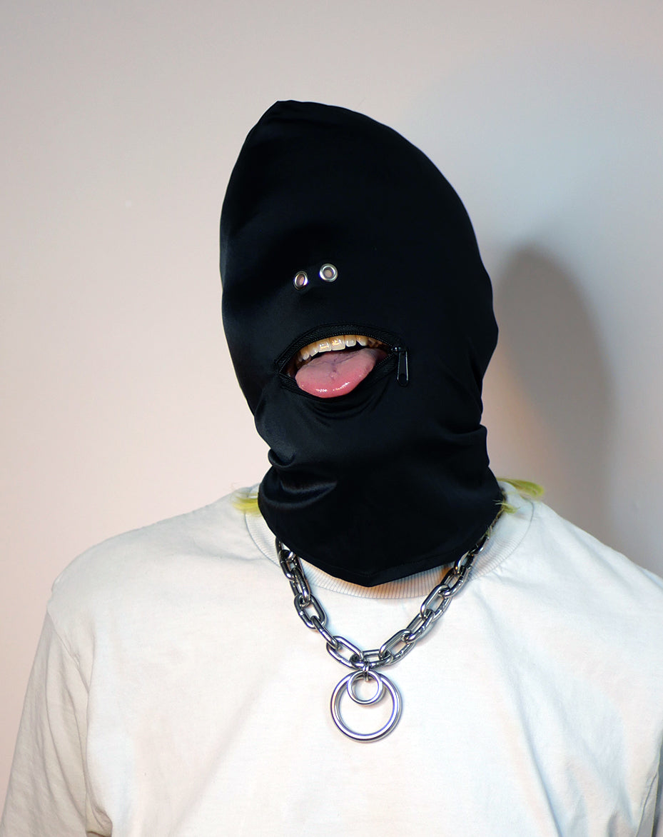 Fetish & Fashion Zippered Mouth Hood open mouth
