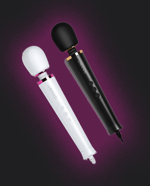 Le Wand Petite Plug-In Vibrator
