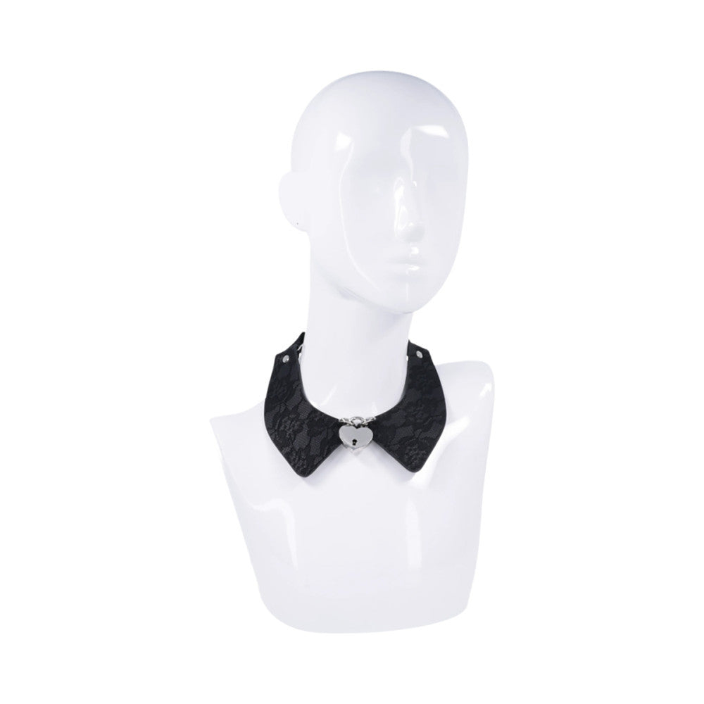 Sex & Mischief Heartbound Lace Day Collar being worn