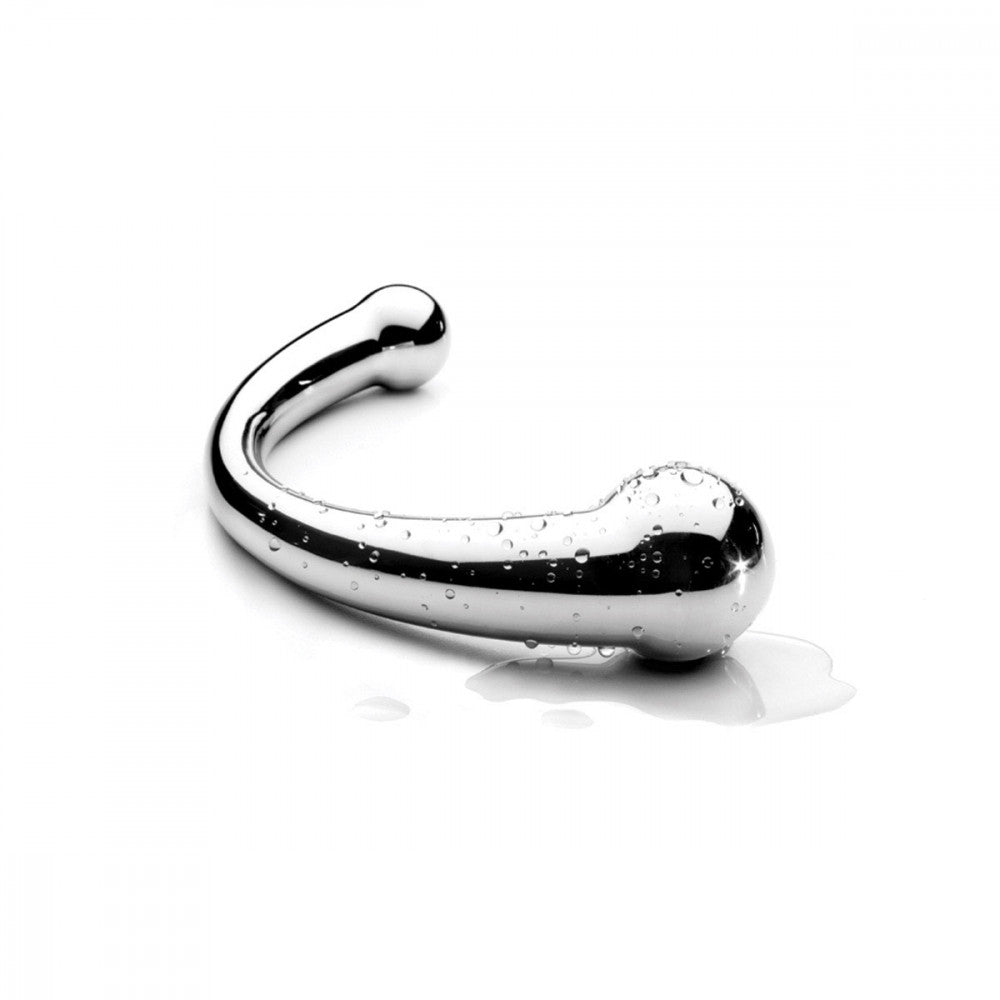 Njoy Pure Wand is a stainless steel curved dildo with two doifferent sized bulbs at the ends for g-splot pleasure.