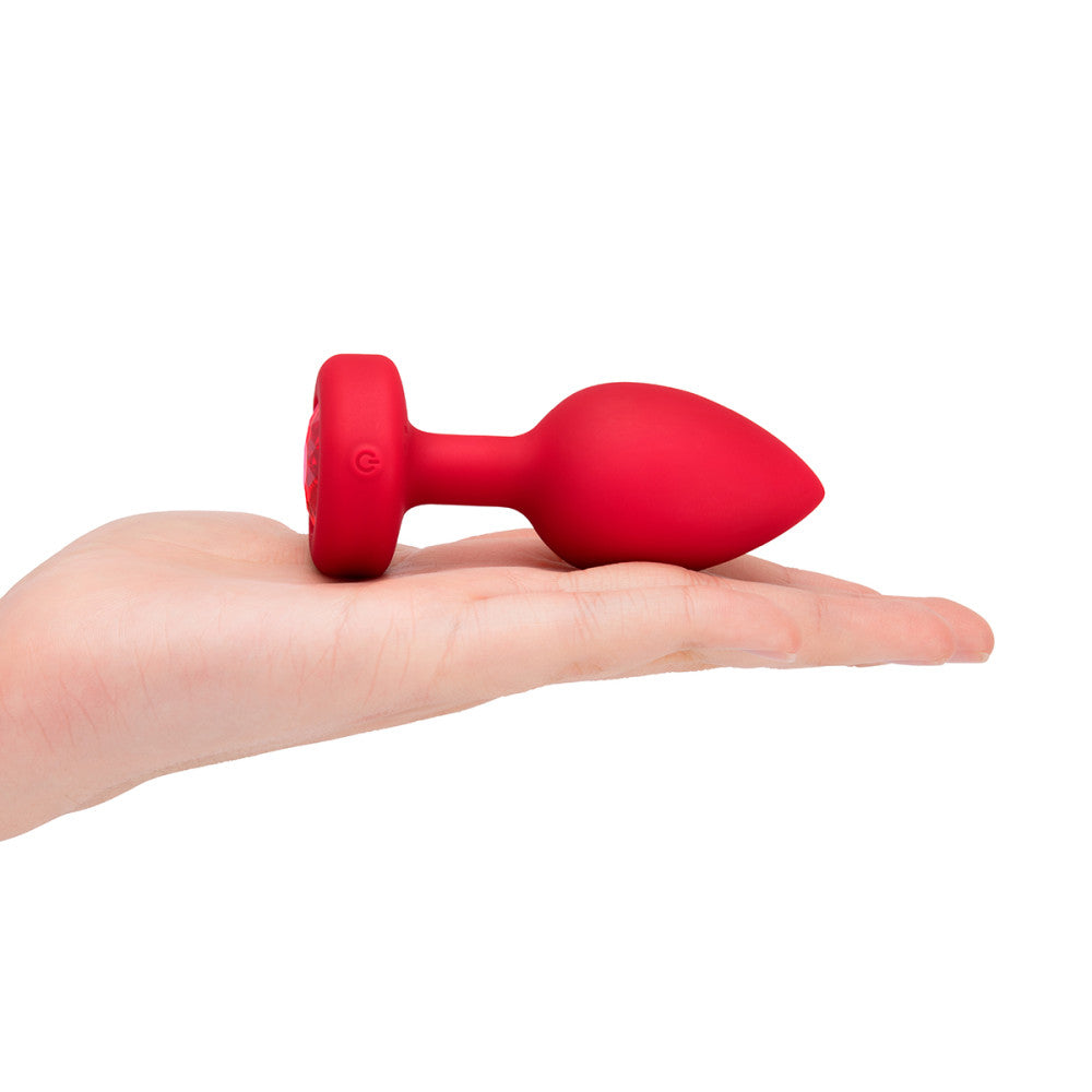 B-Vibe Vibrating Heart Plug