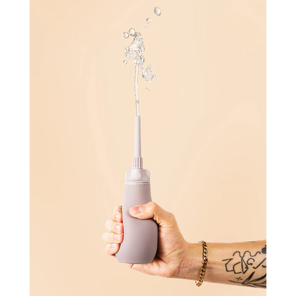 Du Douche Stone Anal Enema Being Squirted
